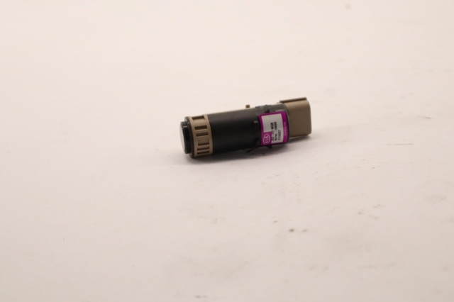 957001H600 Sensor de estacionamiento delantero/trasero central  en stock Sabadell