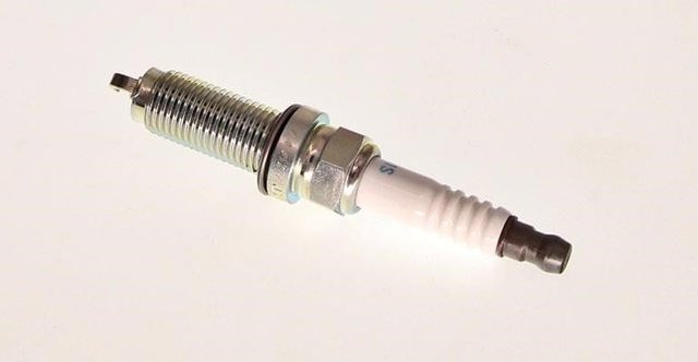 NGK 96509 Bujía de encendido  disponible España