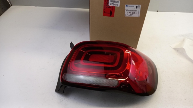 Comprar Piloto trasero derecho Citroen C3 II 2R, 2C a bajo precio