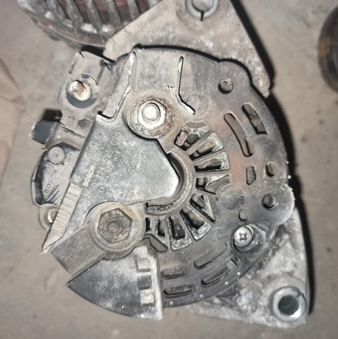 0124525030 BOSCH Alternador  comprar en Oviedo