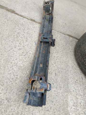 865301G000 HYUNDAI Refuerzo parachoque delantero  disponible Ourense