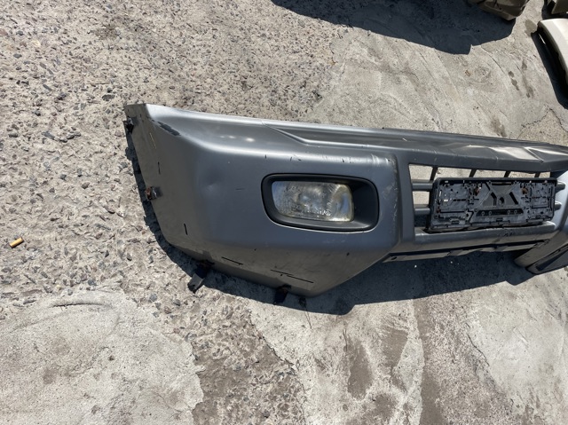 MR508248 MITSUBISHI Parachoques delantero  comprar en Lleida