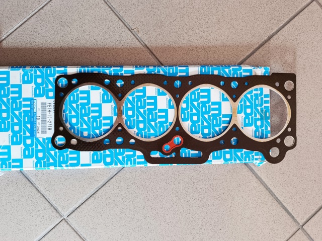 FE1H10271B Junta de culata  en stock Sabadell