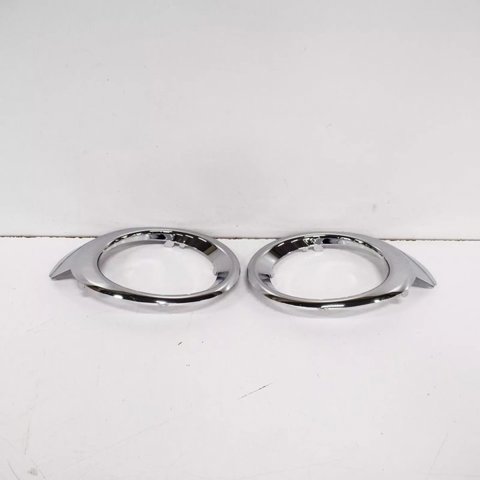 Moldura de faro antiniebla 1608323880 PEUGEOT