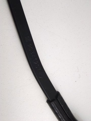 Brazo del limpiaparabrisas, lavado de parabrisas, luna delantera Opel Astra 51, 52, F35, M35