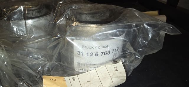 Silentblock de suspensión delantero inferior BMW 1 E81, E87