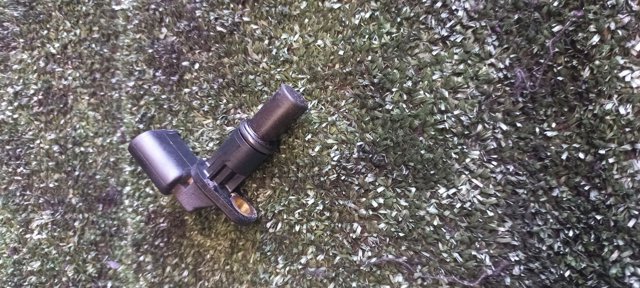 06B905163A Sensor de árbol de levas  en stock Granada