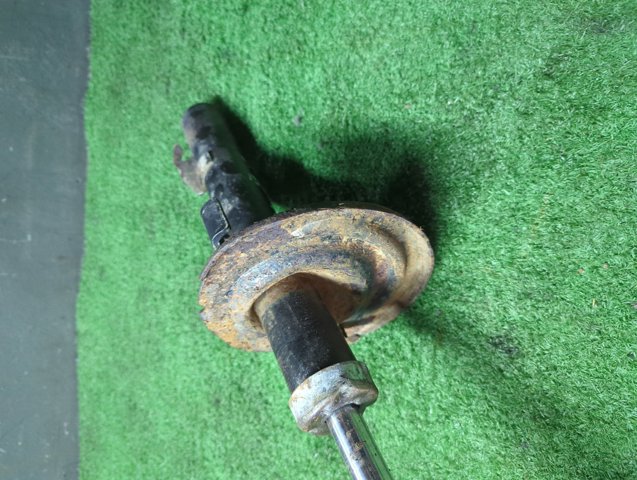 8200348820 RENAULT Amortiguador delantero comprar Bilbao