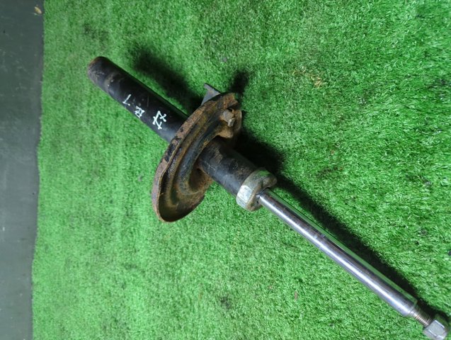 8200348820 Amortiguador delantero  en stock Granada