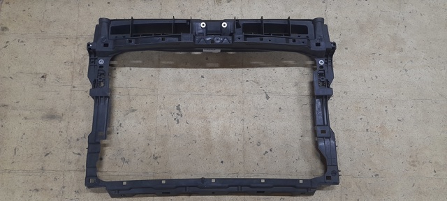 5N0805588F VAG Soporte de radiador  en stock Huelva