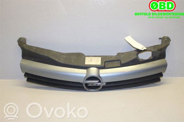 OPEL 13142523 Parrilla comprar Pamplona