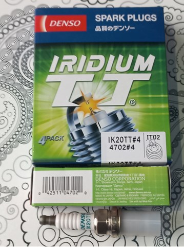 IK20TT Bujía  en stock Granada