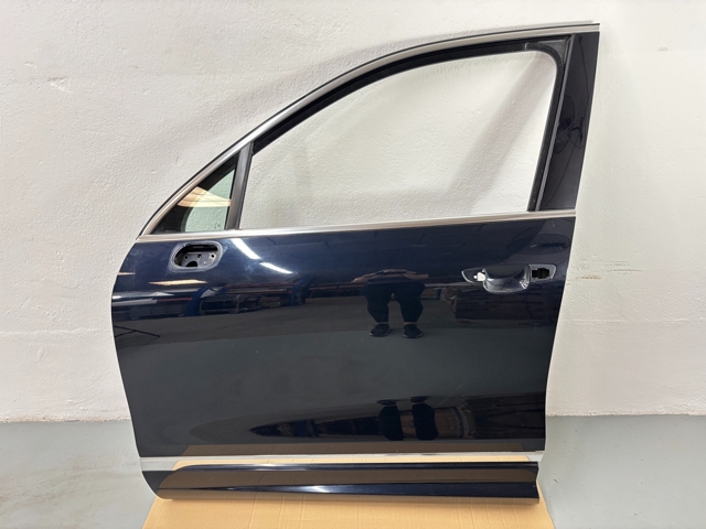 7P0831055 VAG