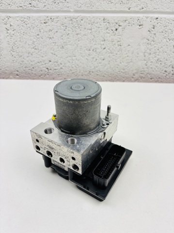 Comprar Módulo hidráulico de ABS Land Rover Range Rover III L322 a bajo precio