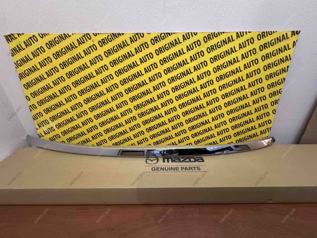 TK5050369C Moldura de parachoques trasero comprar Girona