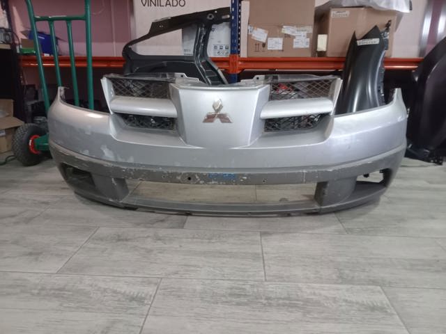 Paragolpes para Mitsubishi Outlander CU