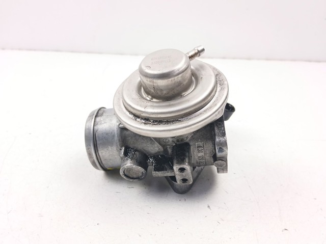 038129637 VAG Válvula EGR de recirculación de gases  disponible Vigo
