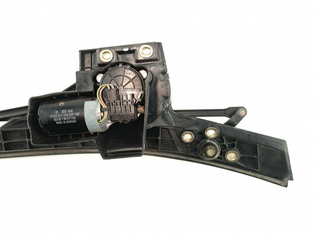 0390241306 Ford