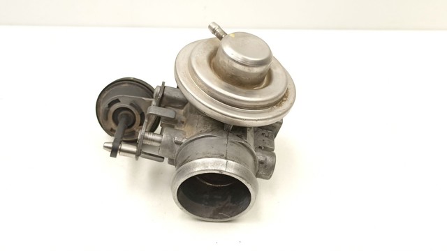 045131501C VAG Válvula EGR de recirculación de gases  disponible Alicante