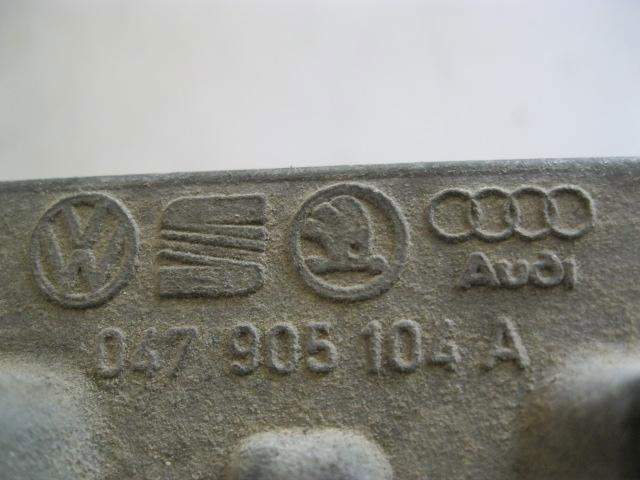 047905104A VAG