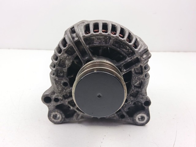 VAG 06F903023F Alternador  disponible Lugo