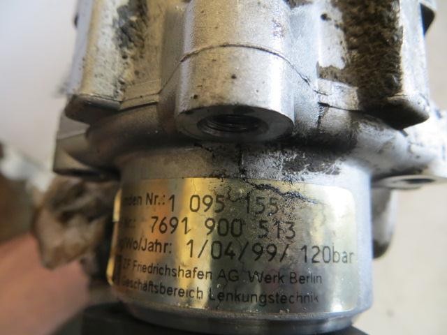 Bomba servodireccion 1095155 BMW