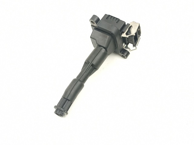 12131703228 Bobina de encendido  comprar en Reus