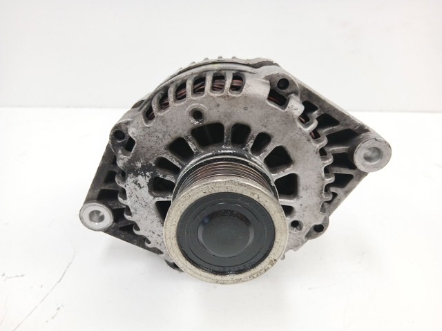 Alternador del motor 13501719 GM