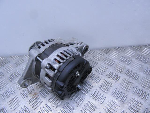 13579668 OPEL Alternador  comprar en Jaén