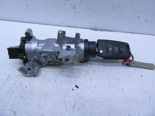 Clausor para Audi Q3  (8UB, 8UG)