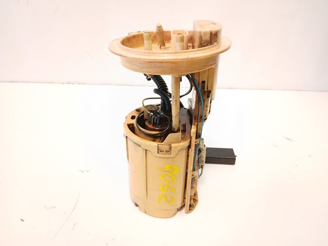 1K0919050D Módulo de bomba de combustible con sensor de nivel de combustible  disponible Málaga