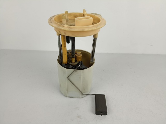 1K0919050J Bomba de gasolina comprar Sevilla