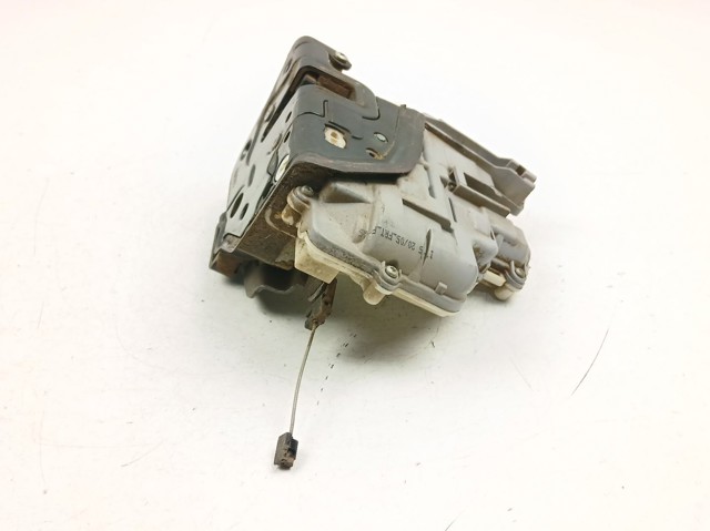 1P1837016 VAG Cerradura de puerta delantera derecha comprar Madrid