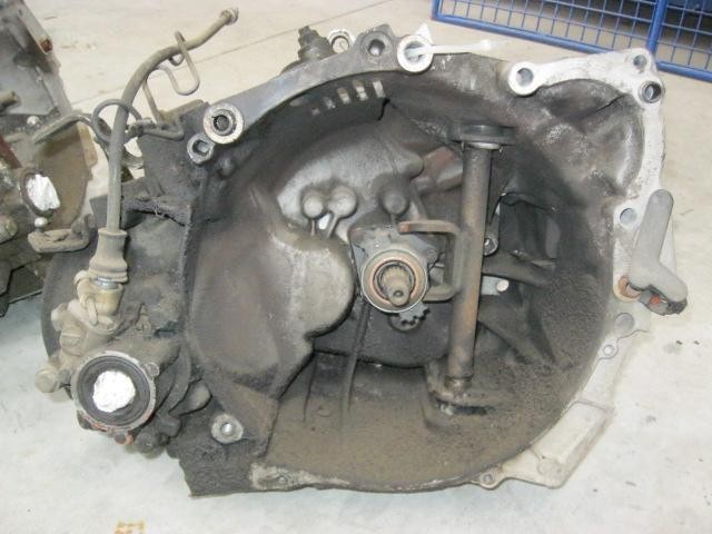 Comprar Caja de cambios manual completa Peugeot 405 I 15B a bajo precio