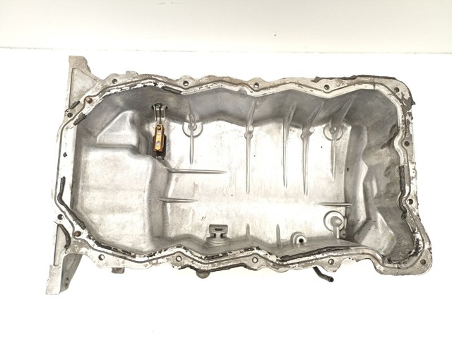 HYUNDAI 2151027811 Cárter de aceite del motor  en stock Terrassa
