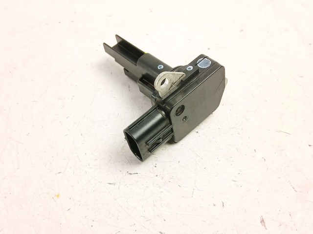 222040V020 Toyota