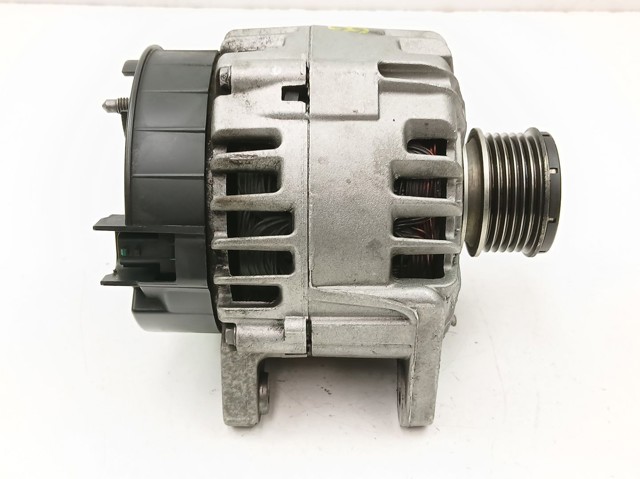 231000026R RENAULT Alternador comprar Alcalá