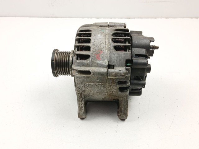 231007842R RENAULT Alternador  en stock Córdoba