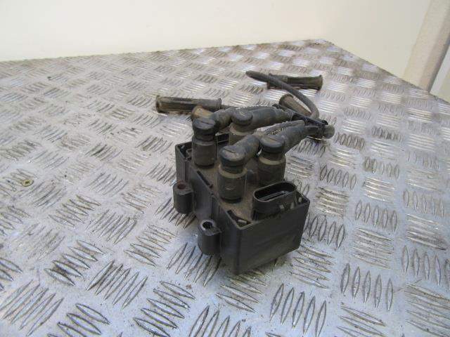 2526151A RENAULT Bobina de encendido  disponible Alicante