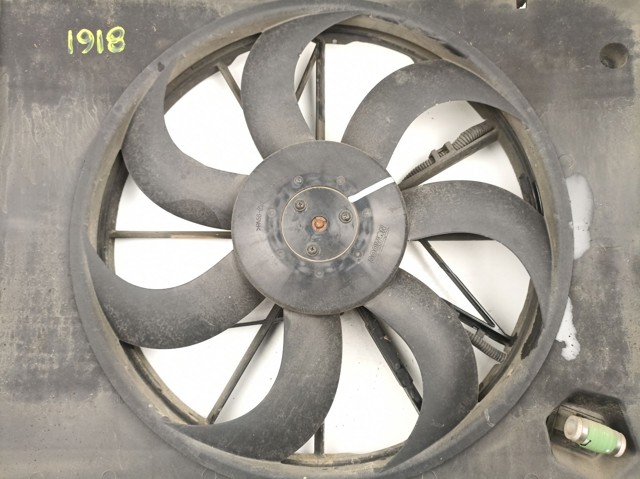 Ventilador, refrigeración motor 253801F251 HYUNDAI