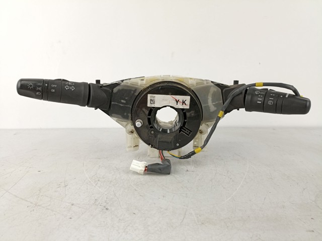 255408H701 Nissan/Infiniti