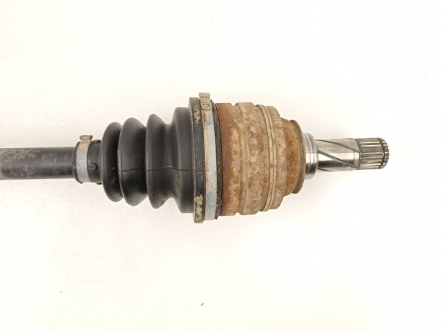 Semieje delantero izquierdo 26067660 OPEL
