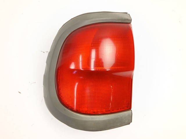 268550X000 NISSAN Piloto trasero izquierdo comprar Alcalá