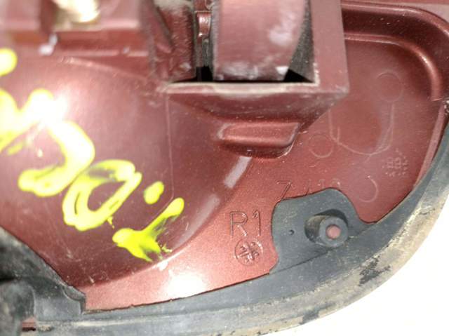VOLVO 30699763 Cerradura de la puerta trasera derecha  en stock Valencia