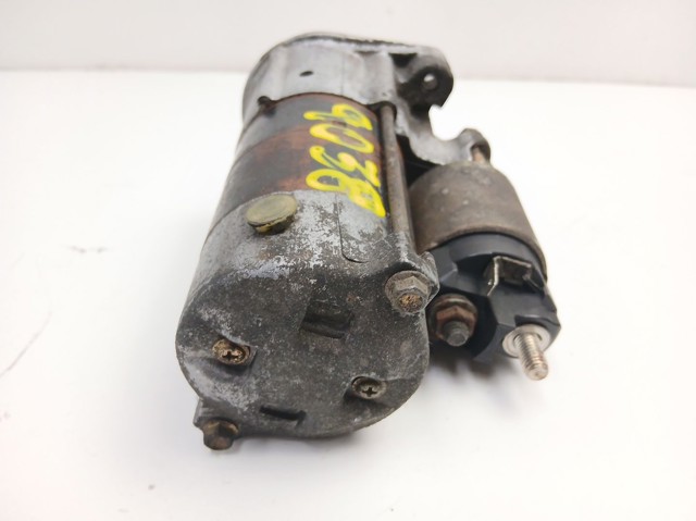 31100826A1 Suzuki