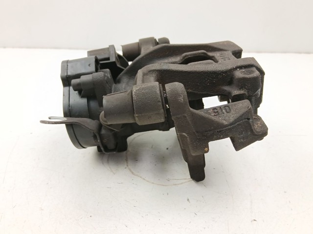 34206883025 BMW