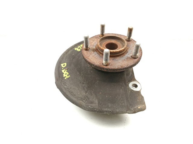 Muñón del eje, soporte de rueda, delantero derecho 3870A008 MITSUBISHI