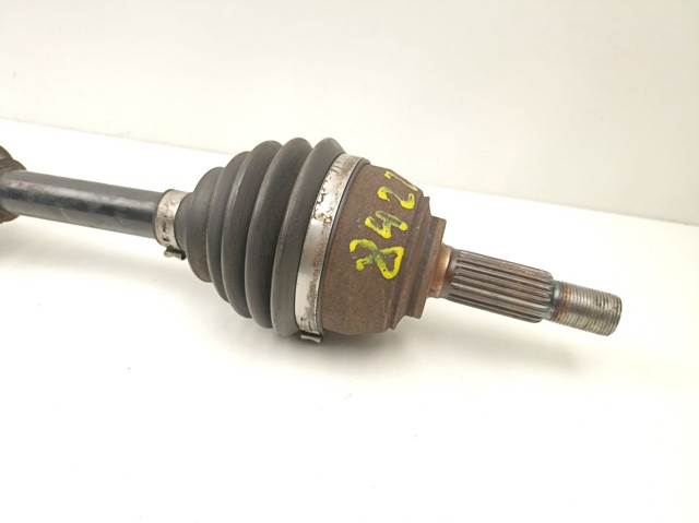 Semieje delantero izquierdo 39101BC600 NISSAN