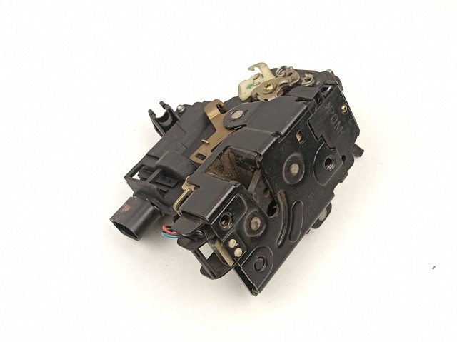 3B1837016A Cerradura de puerta delantera derecha  comprar en Reus
