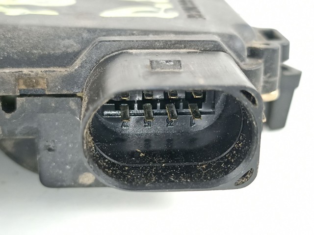 3B1837016A Cerradura de puerta delantera derecha  en stock Granada